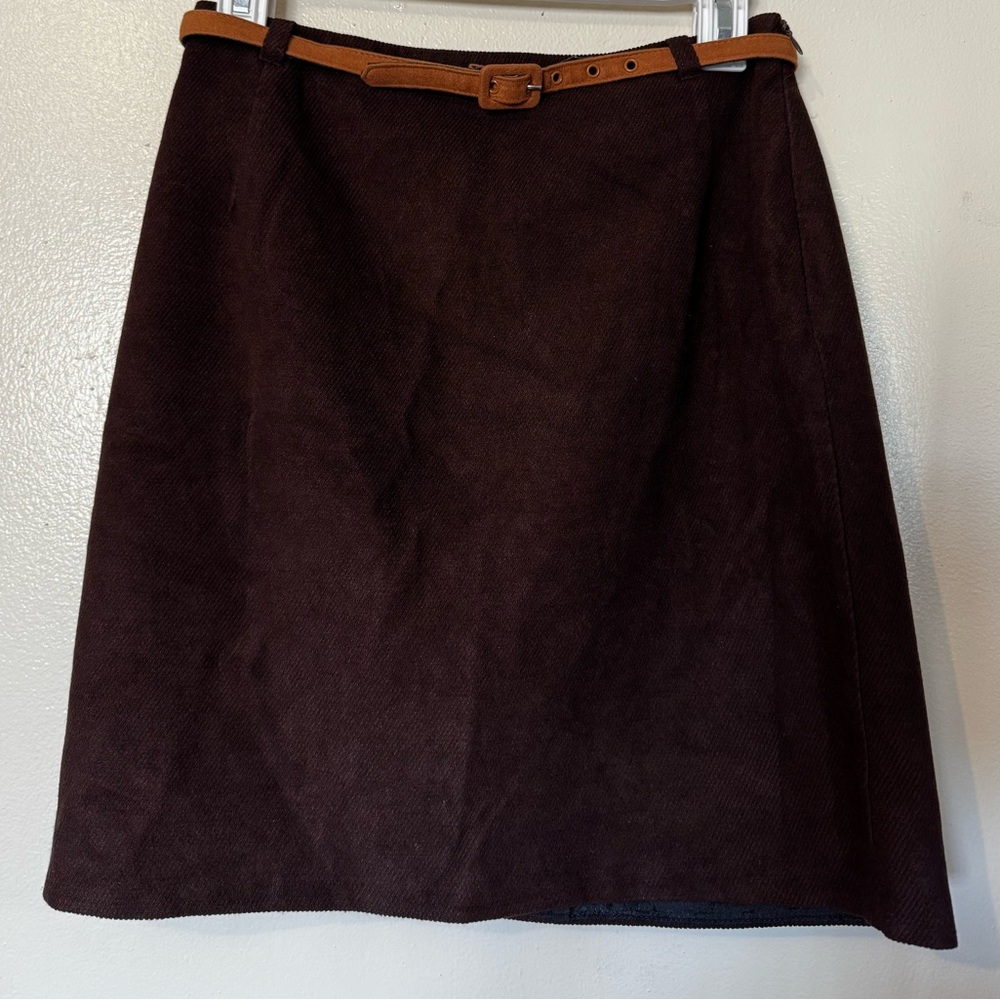 Brown corduroy skirt. Size 6.